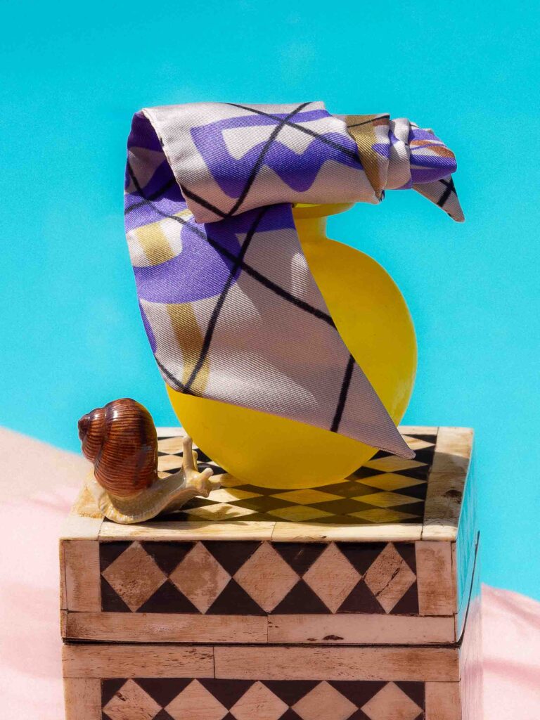 Hedvábný šátek Résolution twilly