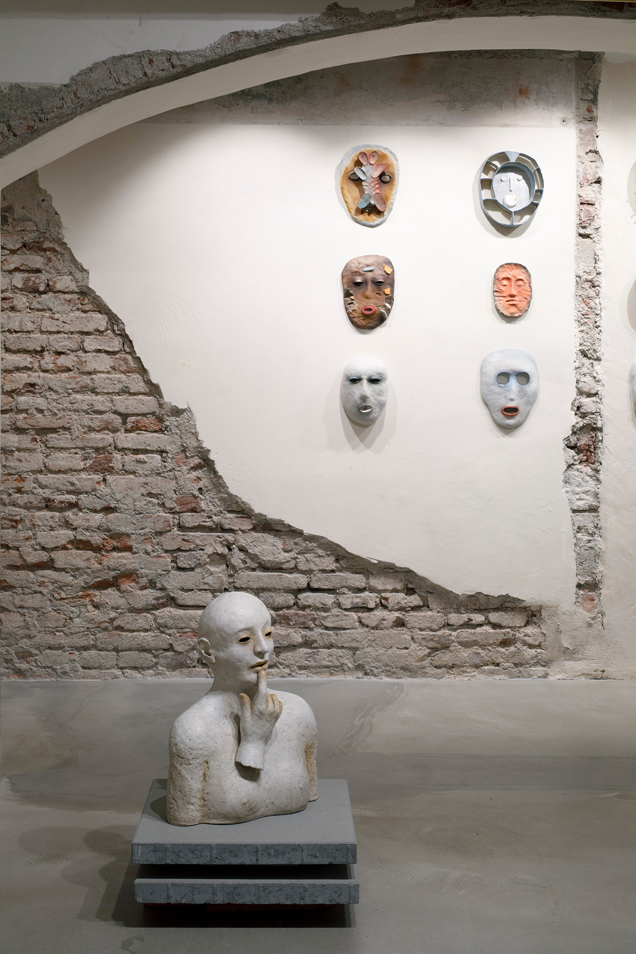 Jindra Viková - She Who Wears Many Faces