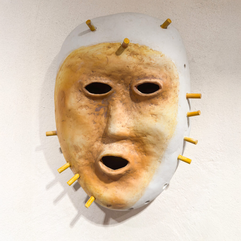 Jindra Viková -Maska velká 8. 2002