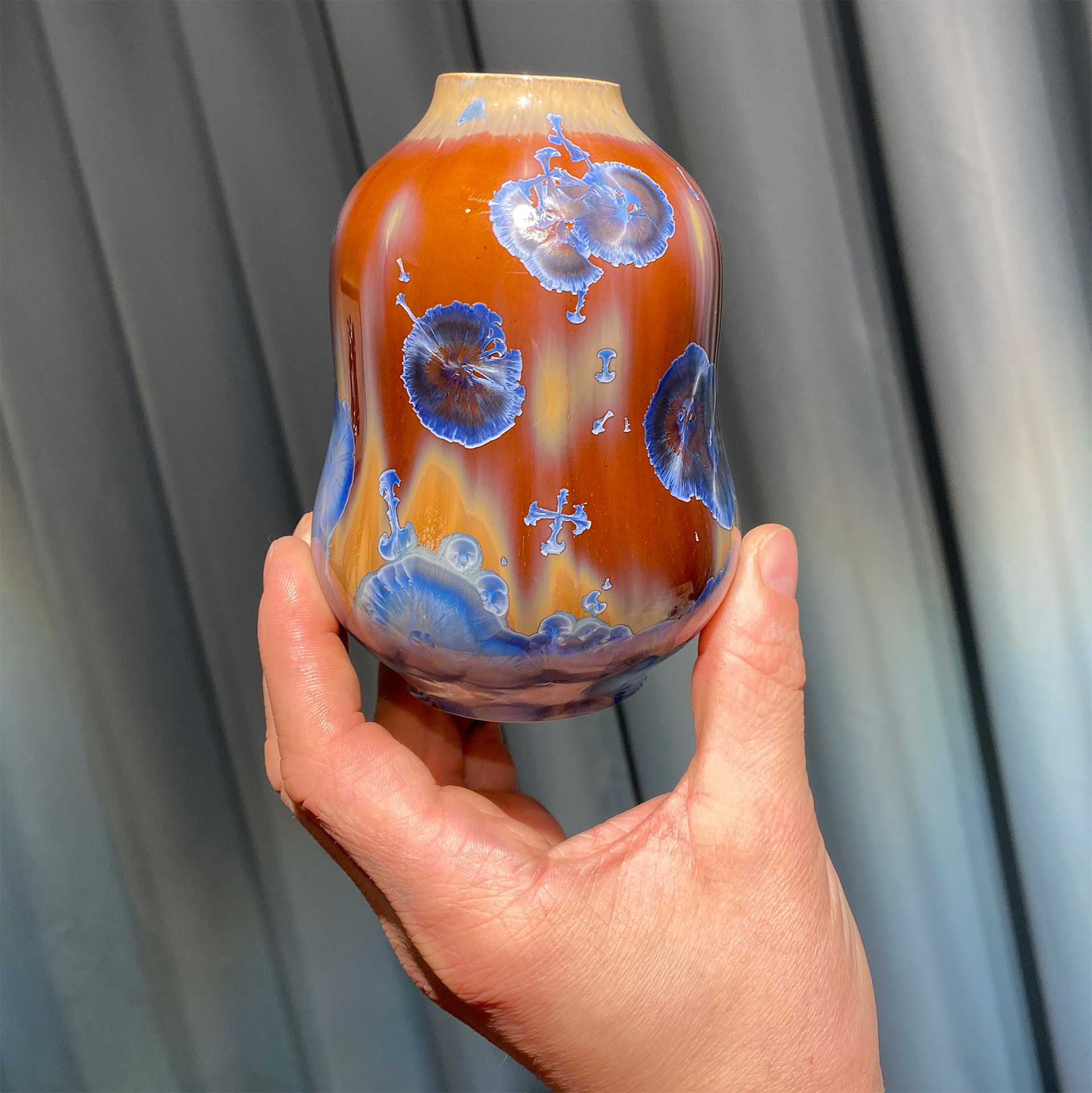 Plody Erlanu - Váza Silueta Mini hnědomodrá