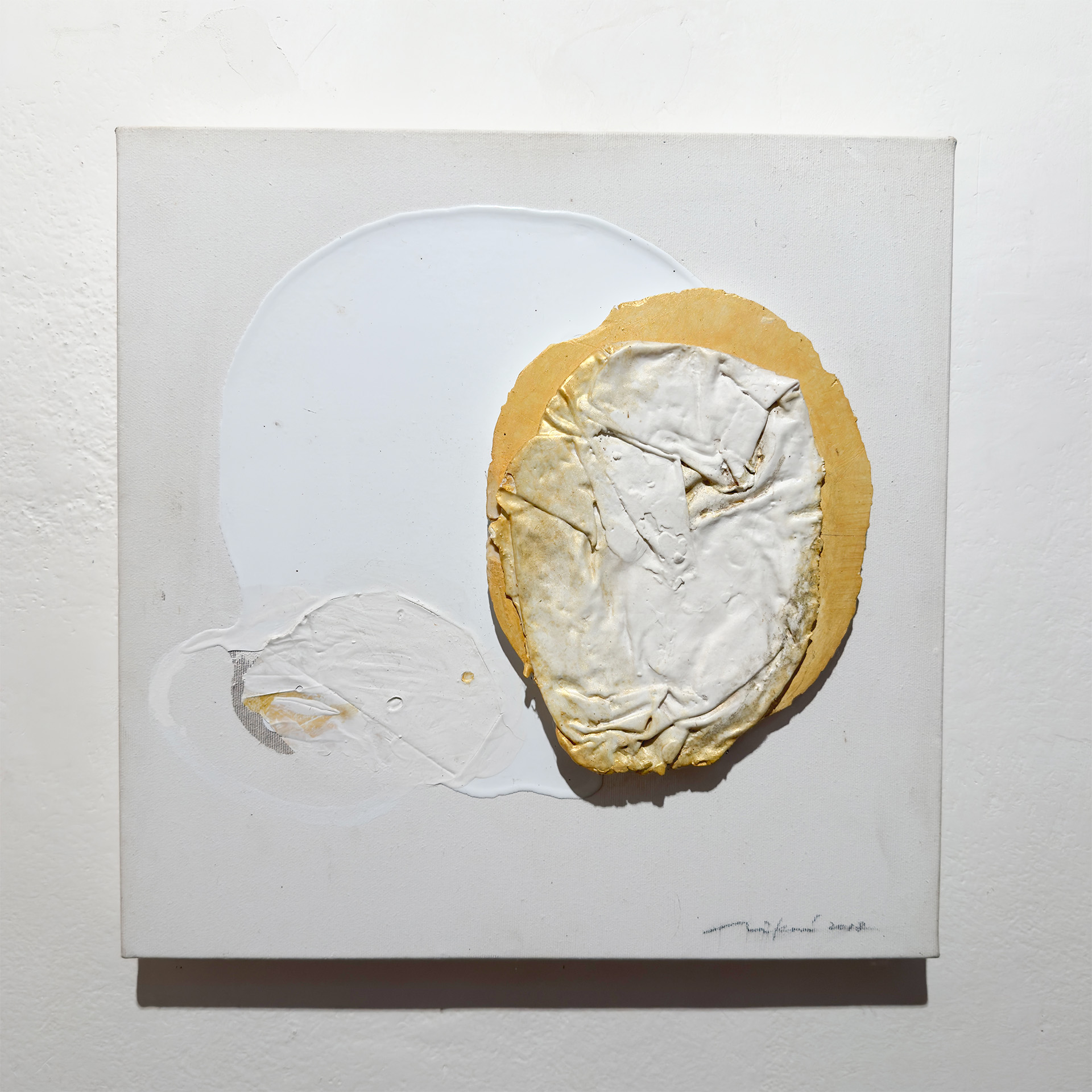 Jindra Viková - Žlutá a bílá, 2017, plátno, porcelán