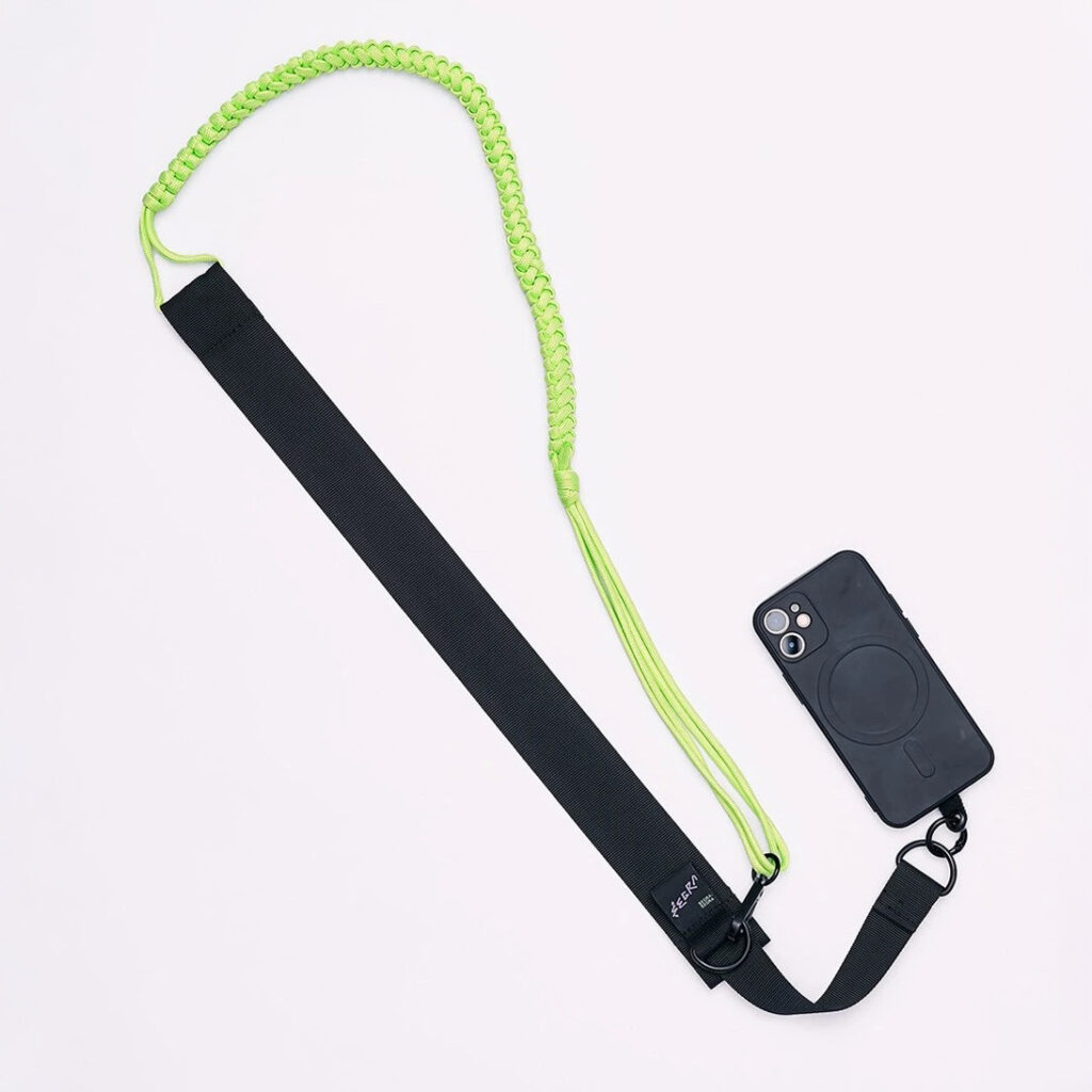 SEGRASEGRA -Pletený popruh na mobil zelený