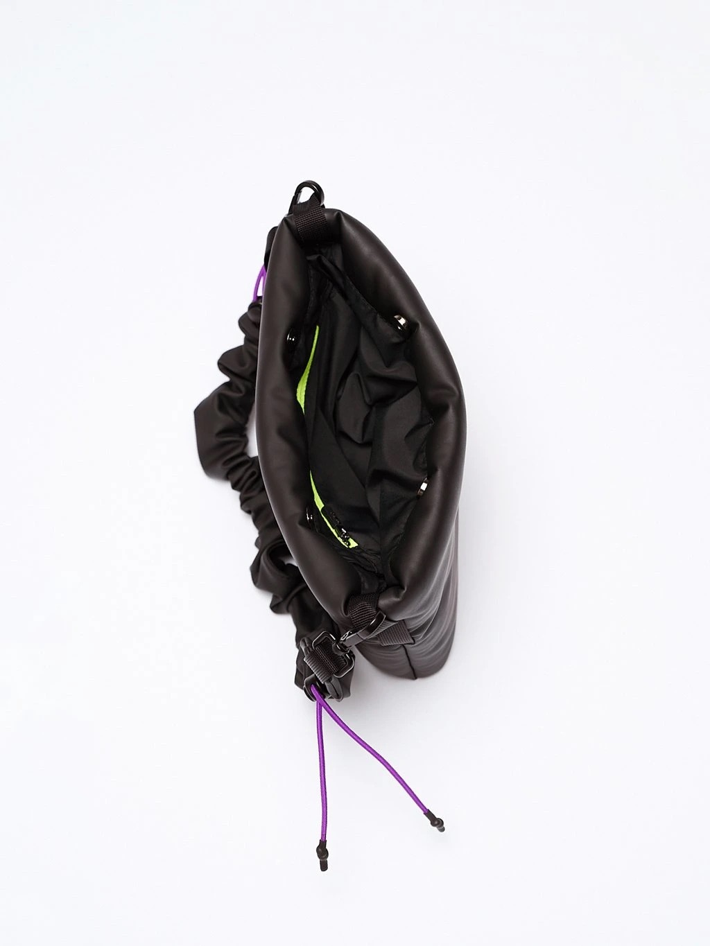 SEGRASEGRA -Mini puffy taška - černá