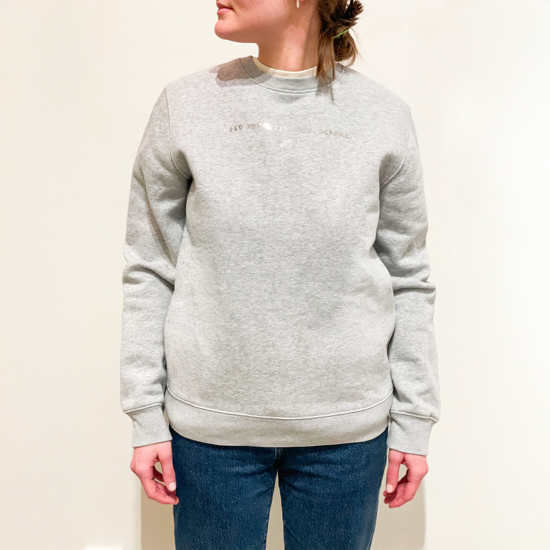 Lucie Jindrák Skřivánková -Mikina šedá s výšivkou